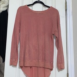 Pink long sleeve w/ detailed back!